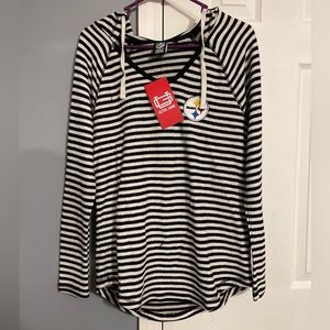 Women’s Steelers NFL sweater